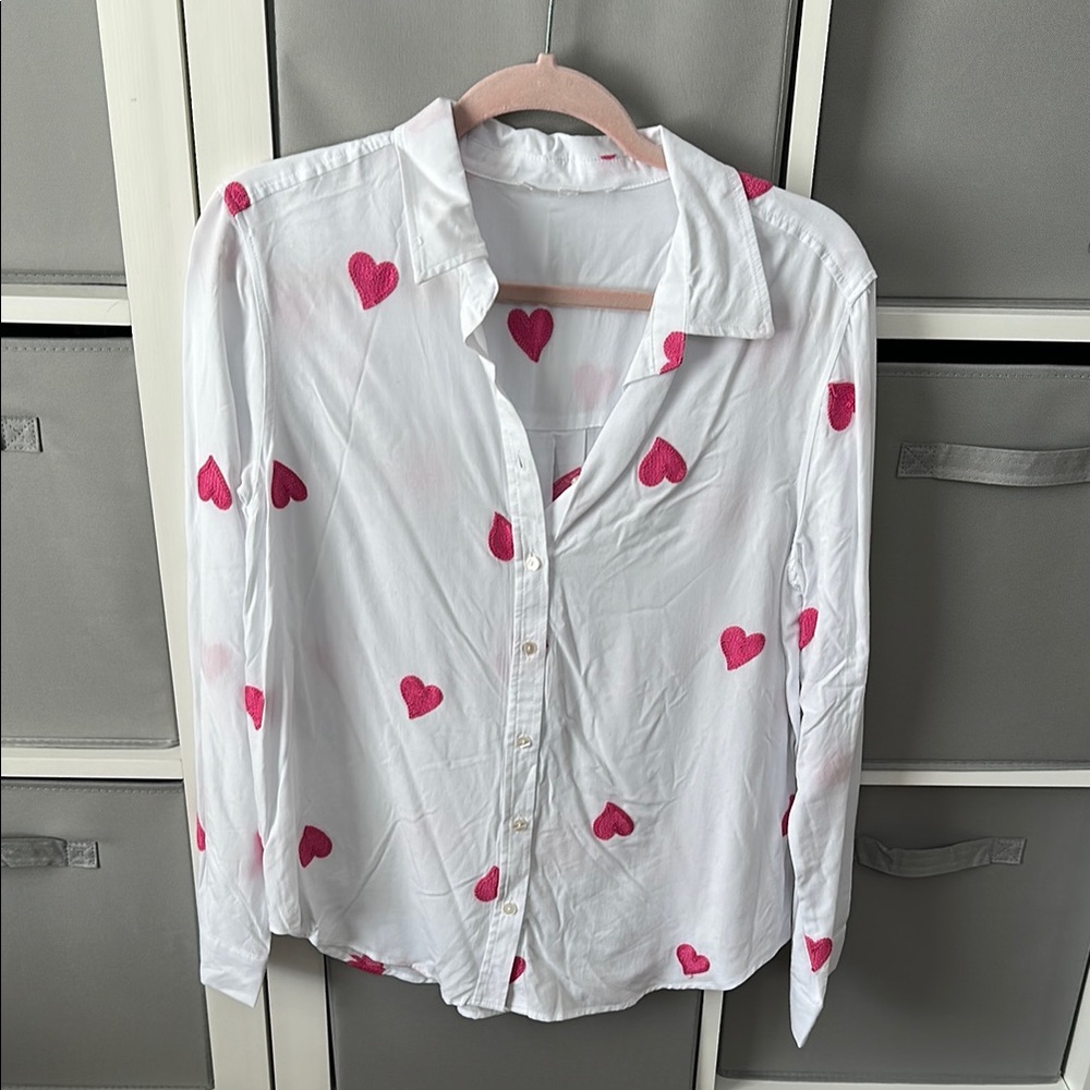 White Button-Up Shirt with embroidered Pink Heart Pattern